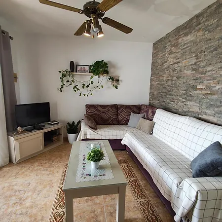 Apartment Sea Carnation Well Located, Pool & Terrace Los Pocillos