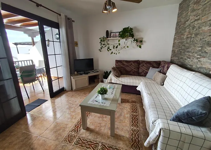 Sea Carnation Well Located, Pool & Terrace Apartamento