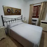 Sea Carnation Well Located, Pool & Terrace